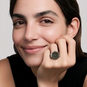 Elegant Silver Women's Ring